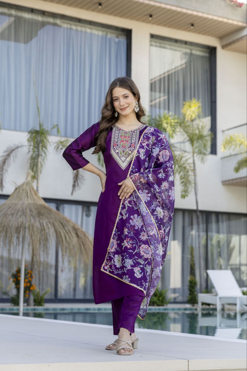 Viscose Chanderi Cotton Silk Embroidered Kurti Pant Set with Organza Jacquard Dupatta