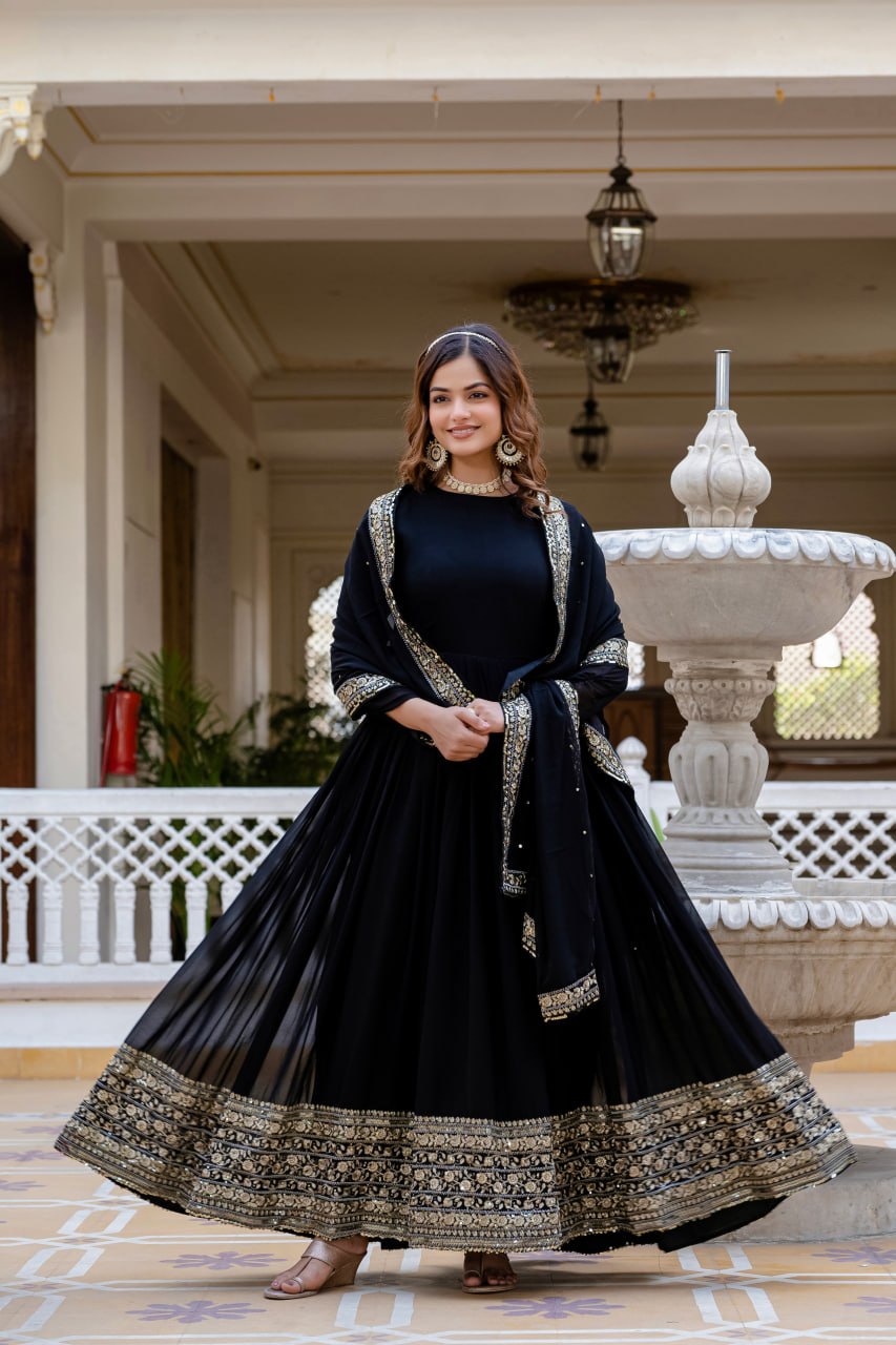 Black Faux Blooming Embroidered Gown with Dupatta – Designer Party Wear