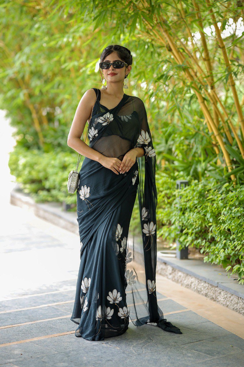 Midnight Charm Ready-to-Wear Georgette Printed Saree