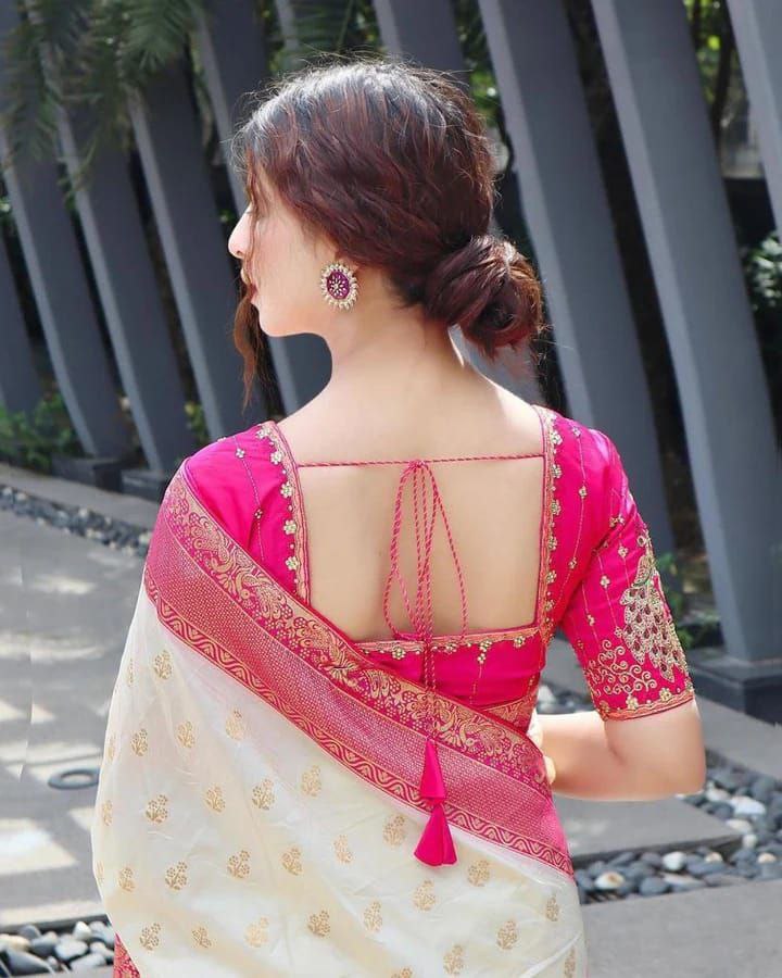 Premium Banarasi Lichi Silk Saree