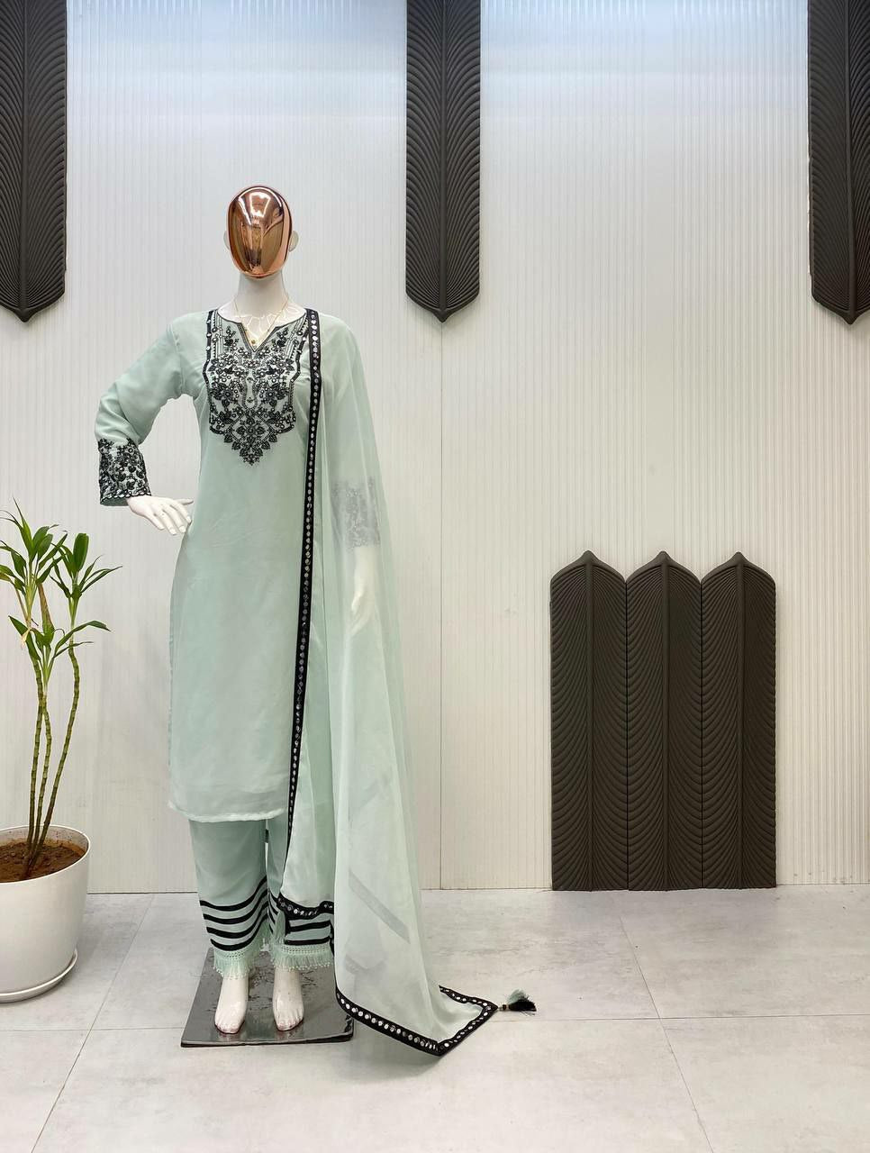 Elegant Georgette Foil Work Kurti Set with Dupatt