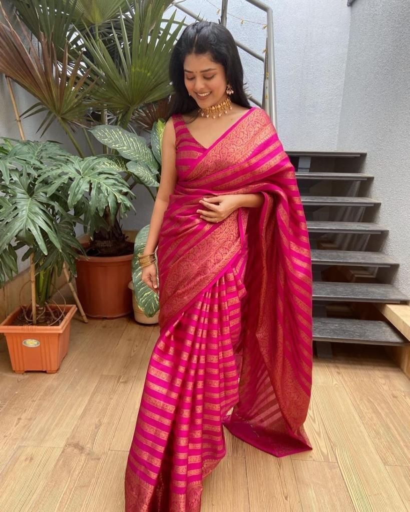Banarasi Soft Lichi Silk Saree with Rich Pallu & Jacquard Work